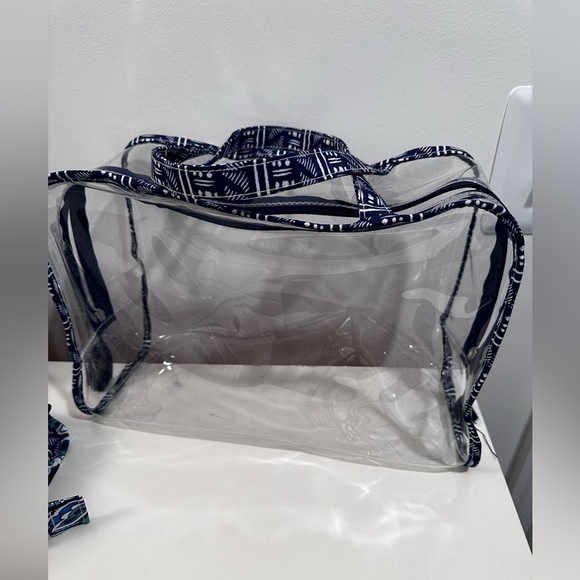 Modella 3 Piece Toiletry Bag Set - Like New - Picture 4 of 14